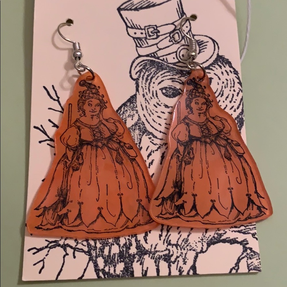 🔥 witch earrings 🔥
